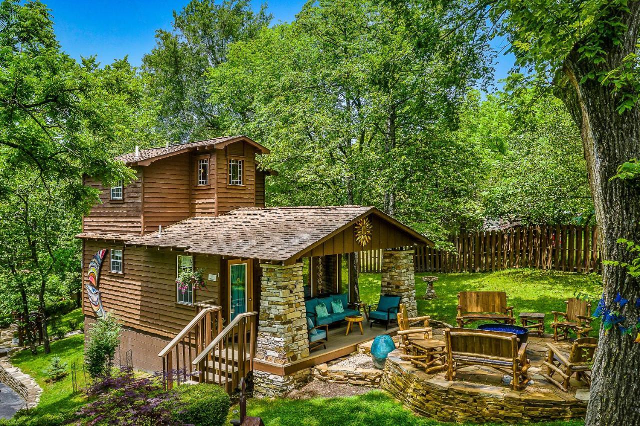 The Woods Cabins ユリーカ・スプリングス エクステリア 写真
